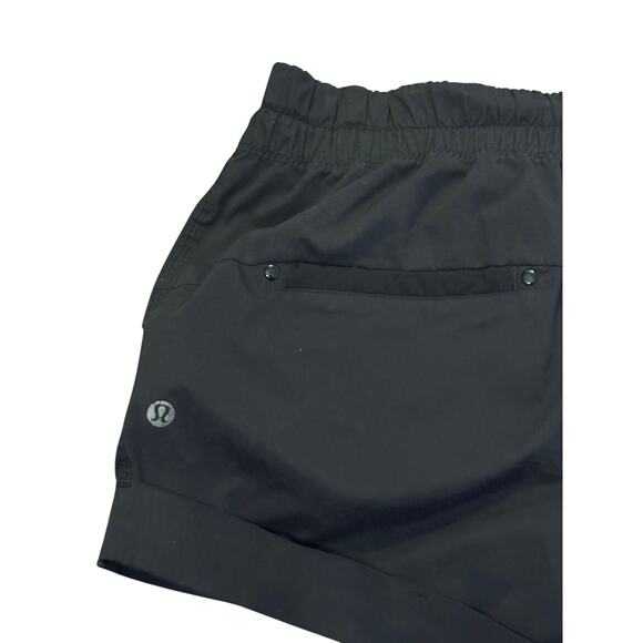 Lululemon Athletica Women 6 Black Elastic spring break Athletic Short drawstring - Picture 3 of 5